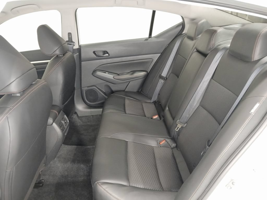 Used 2026 Nissan Altima 2.5 SR FWD image 11
