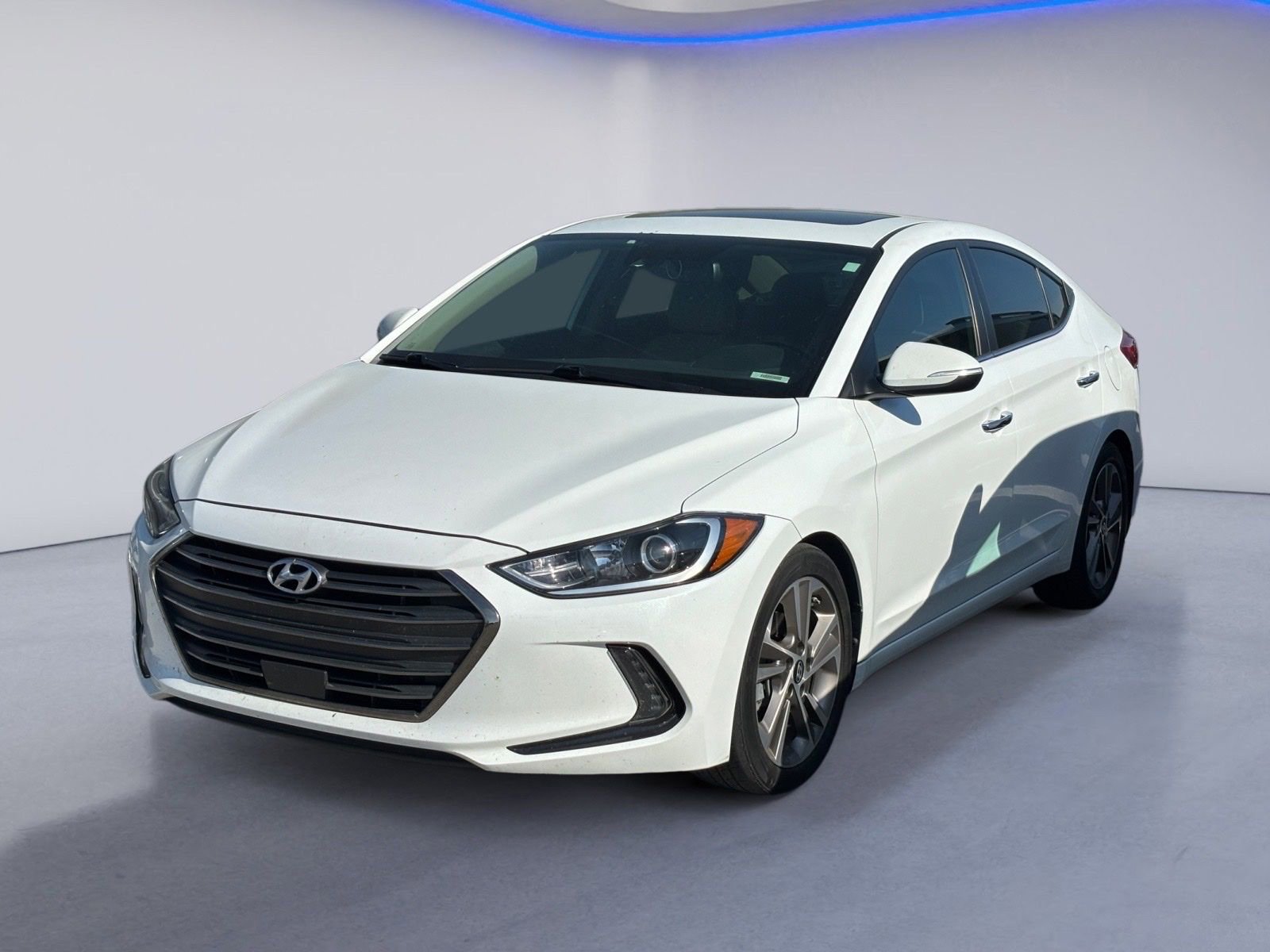 Used 2017 Hyundai Elantra Limited w/ Limited Ultimate Package 05 FWD image 2