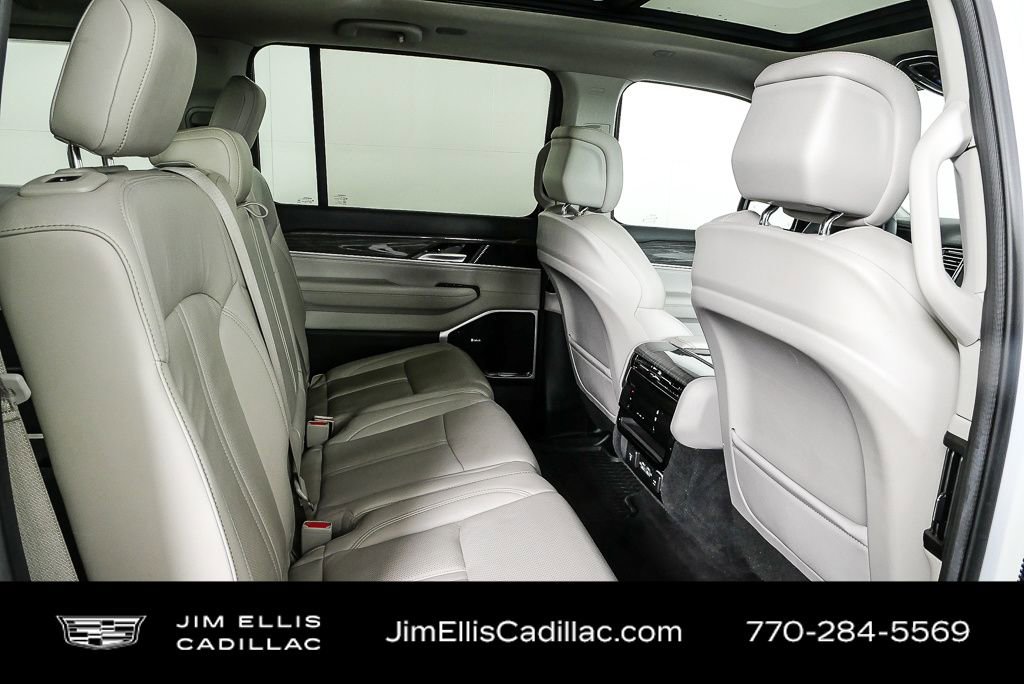 Used 2022 Jeep Wagoneer Series III w/ Premium Group I image 24