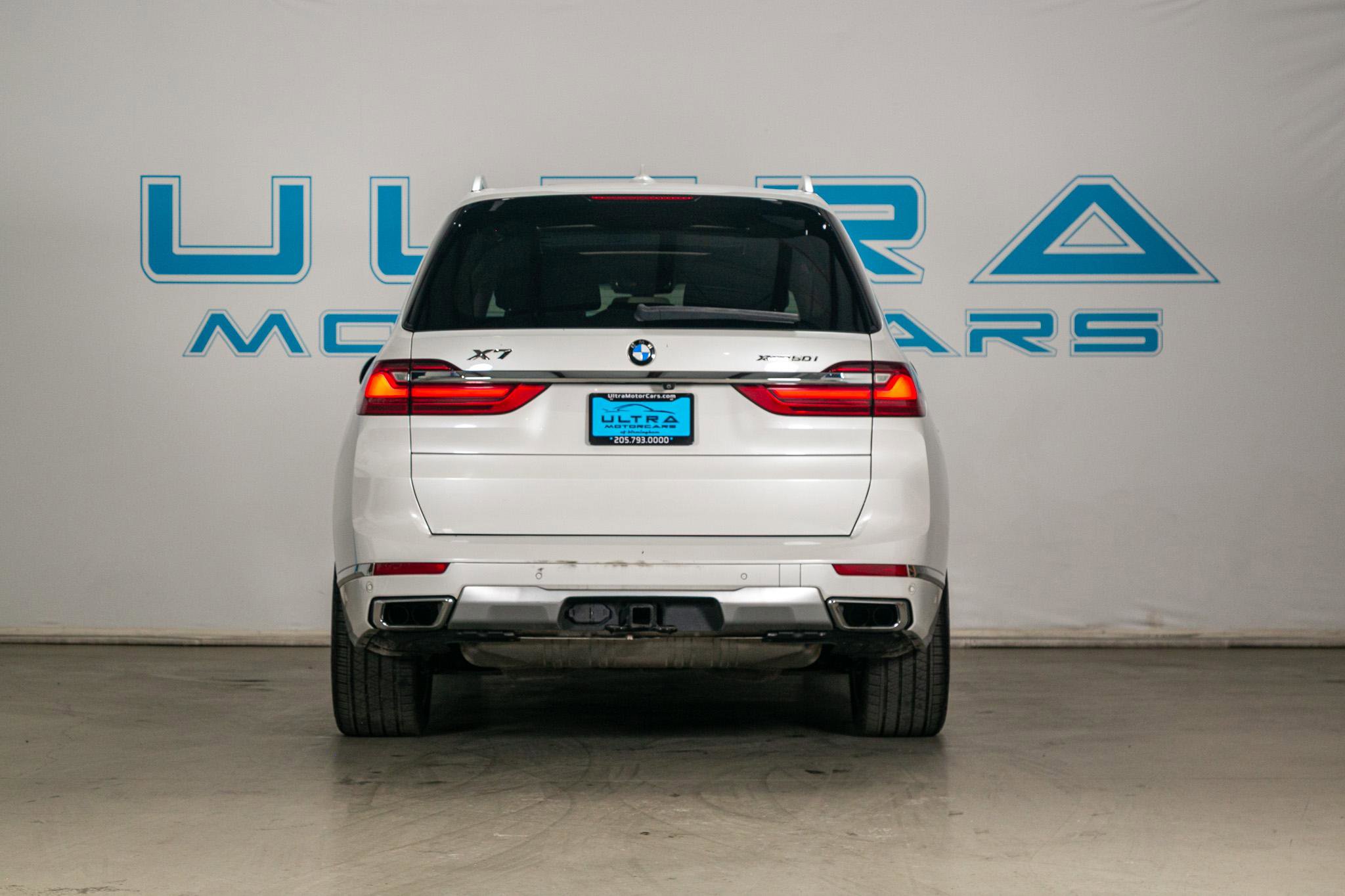 Used 2019 BMW X7 xDrive50i w/ Cold Weather Package AWD/4WD image 11