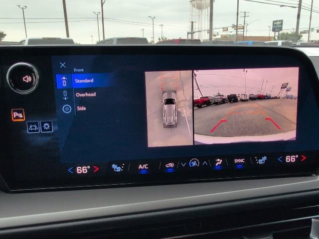 New 2026 Chevrolet Traverse LT w/ Driver Confidence Package image 24