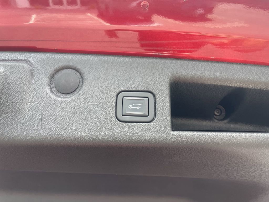 Used 2023 Chevrolet Equinox LT AWD/4WD image 38