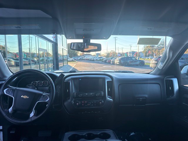 Used 2018 Chevrolet Silverado 1500 LT w/ All Star Edition AWD/4WD image 15