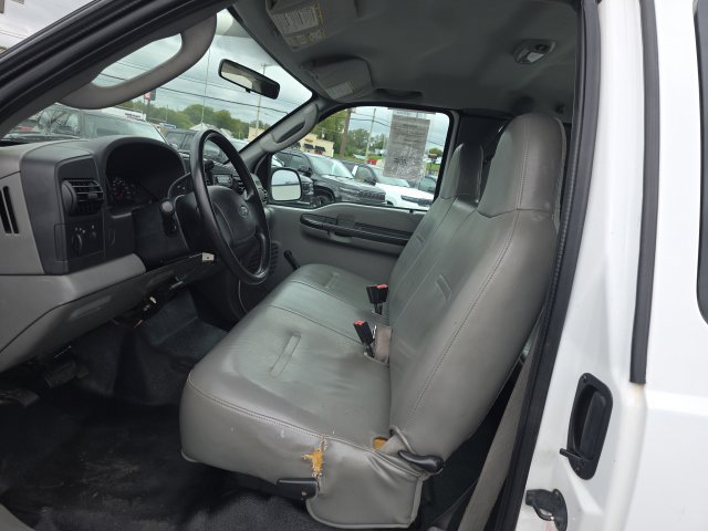 Used 2005 Ford F250 XL RWD image 11