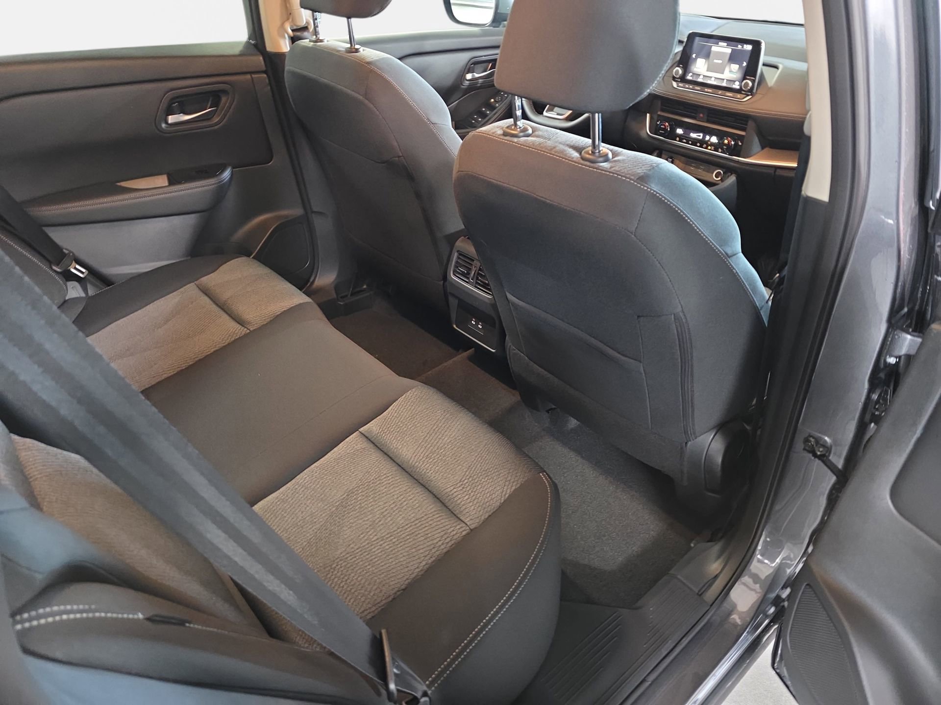 New 2026 Nissan Rogue SV w/ Cold Weather Package FWD image 11