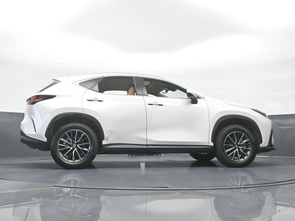 Used 2025 Lexus NX 250 FWD w/ Towing Package (2000 Lbs) image 59