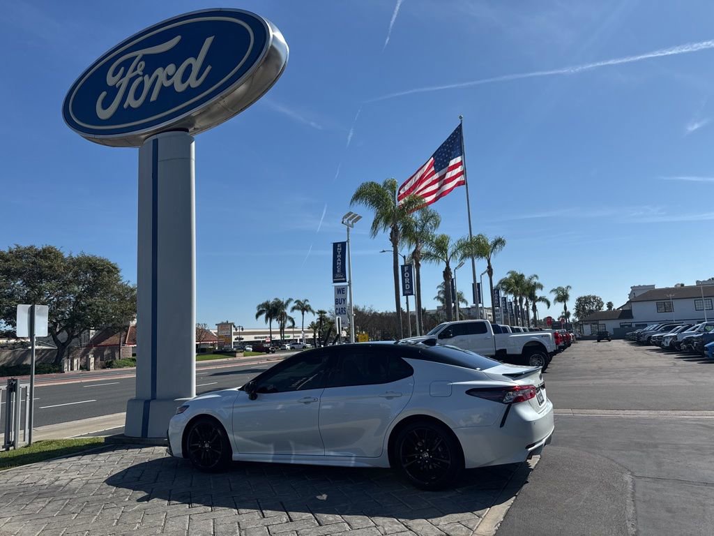 Used 2024 Toyota Camry XSE w/ Navigation Package image 21