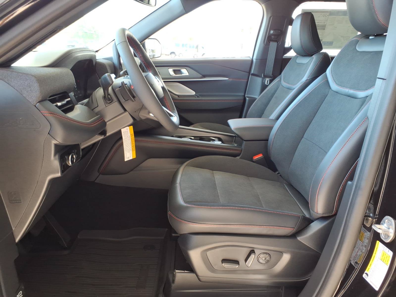 New 2027 Ford Explorer ST w/ Sun And Sound Package AWD/4WD image 3