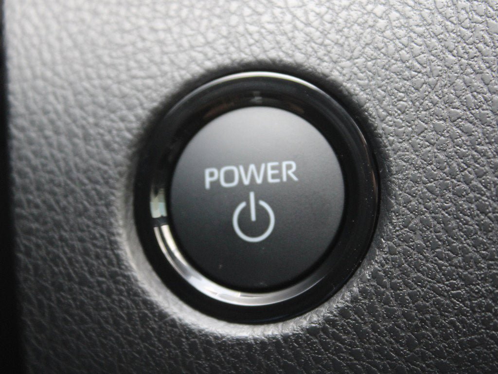 Used 2026 Toyota Camry SE w/ Convenience Package AWD/4WD image 5