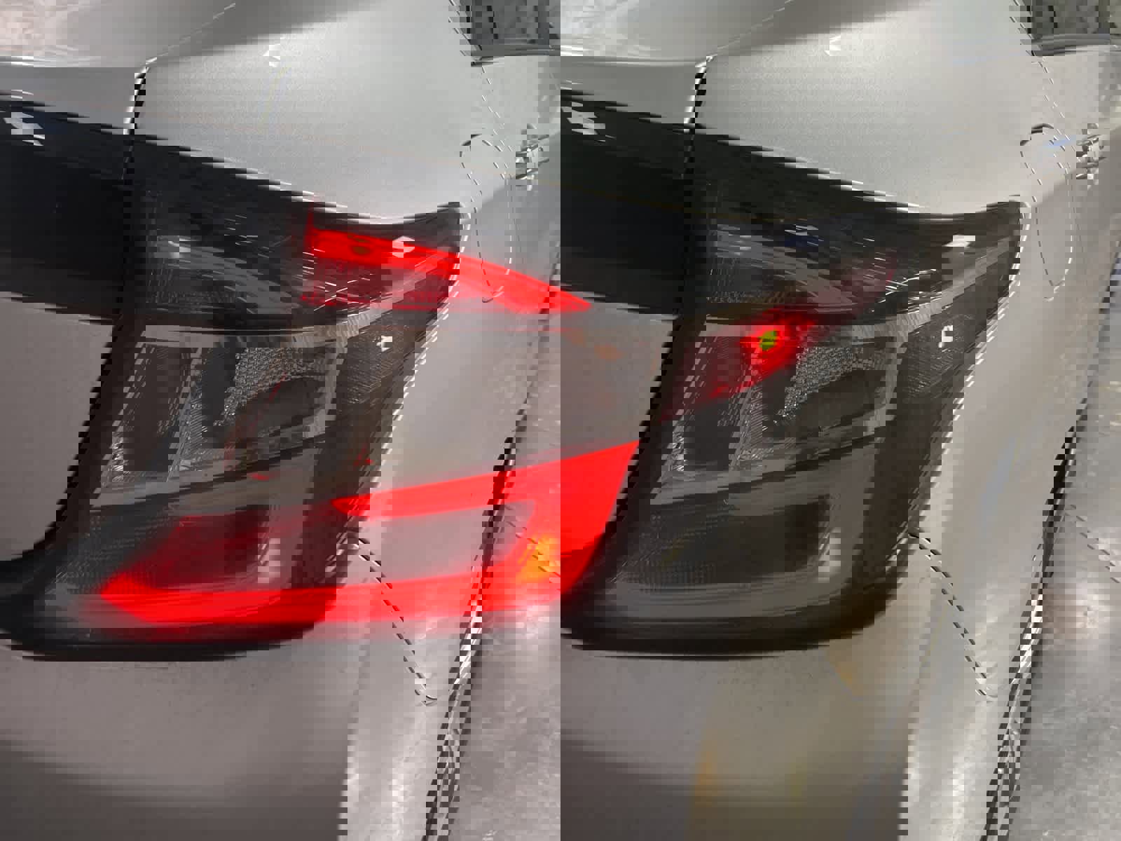 Used 2018 Chevrolet Volt LT w/ Comfort Package image 10