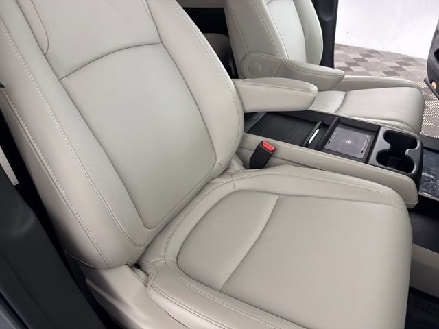 Certified 2026 Honda Odyssey EX-L image 32