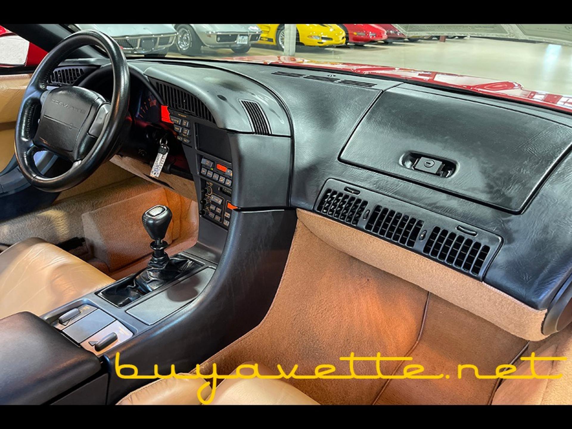 Used 1991 Chevrolet Corvette Coupe image 14