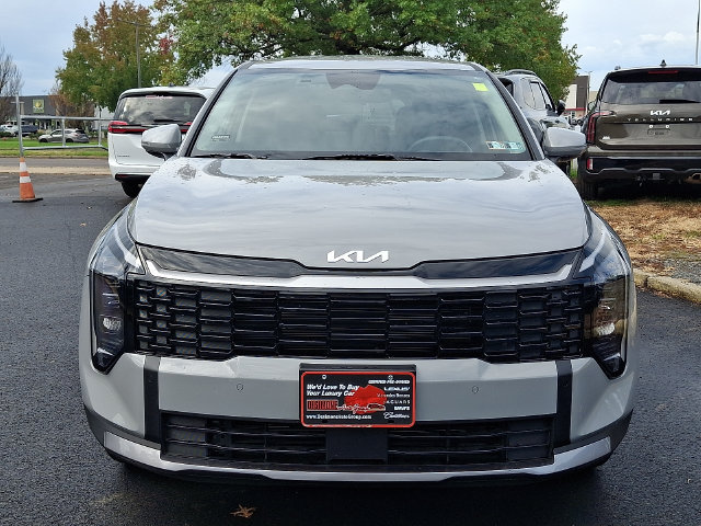 Certified 2026 Kia Sportage EX FWD image 2