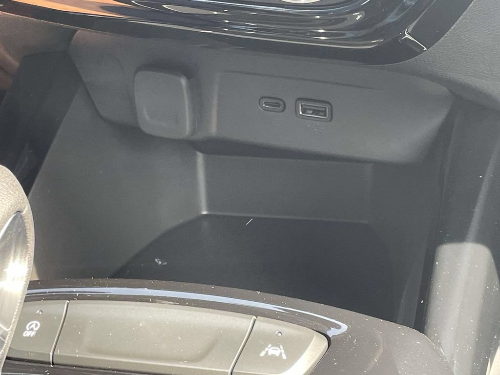 New 2026 Chevrolet Trax LT w/ Driver Confidence Package FWD image 20