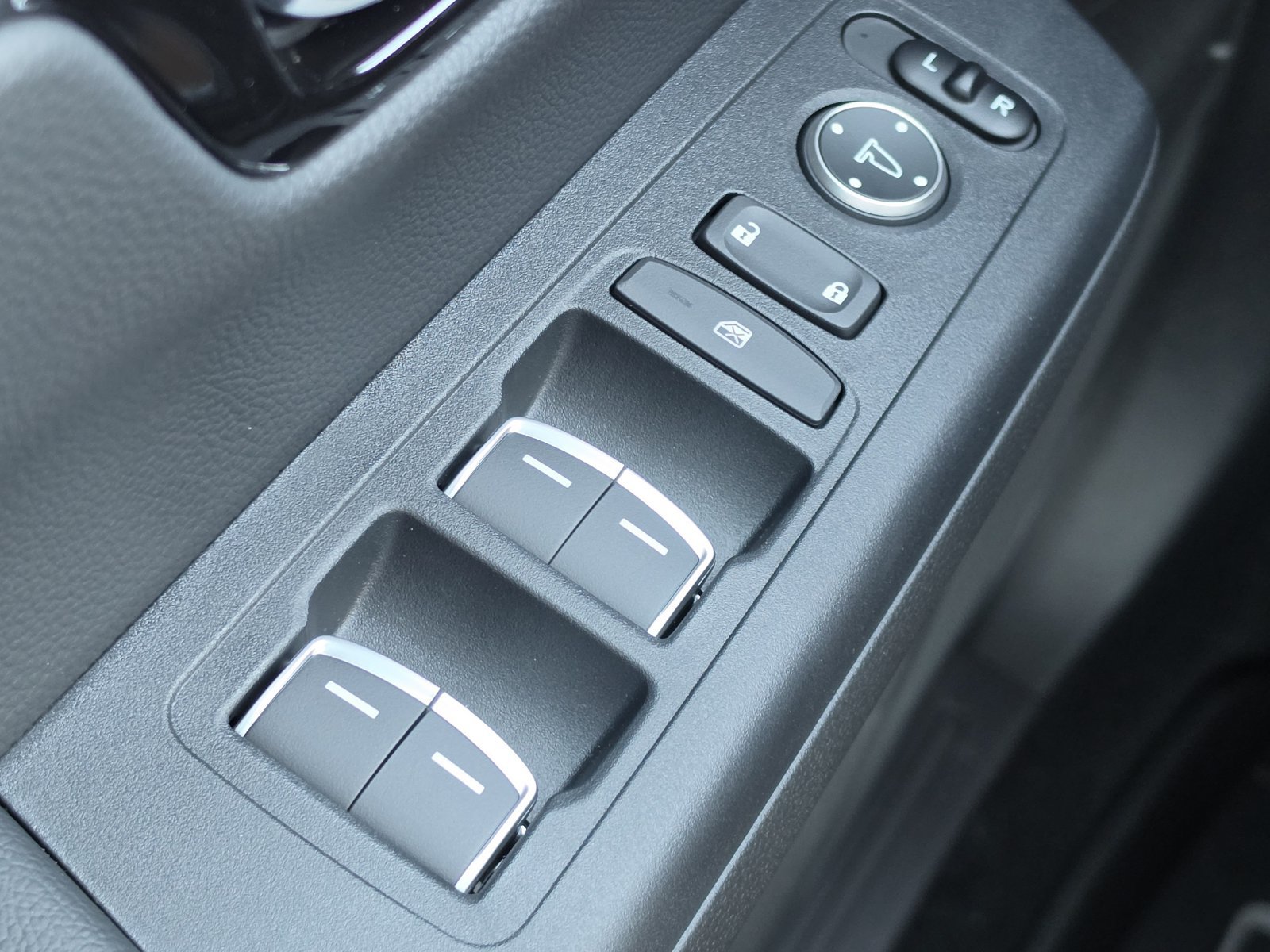 New 2027 Honda CR-V EX-L image 15