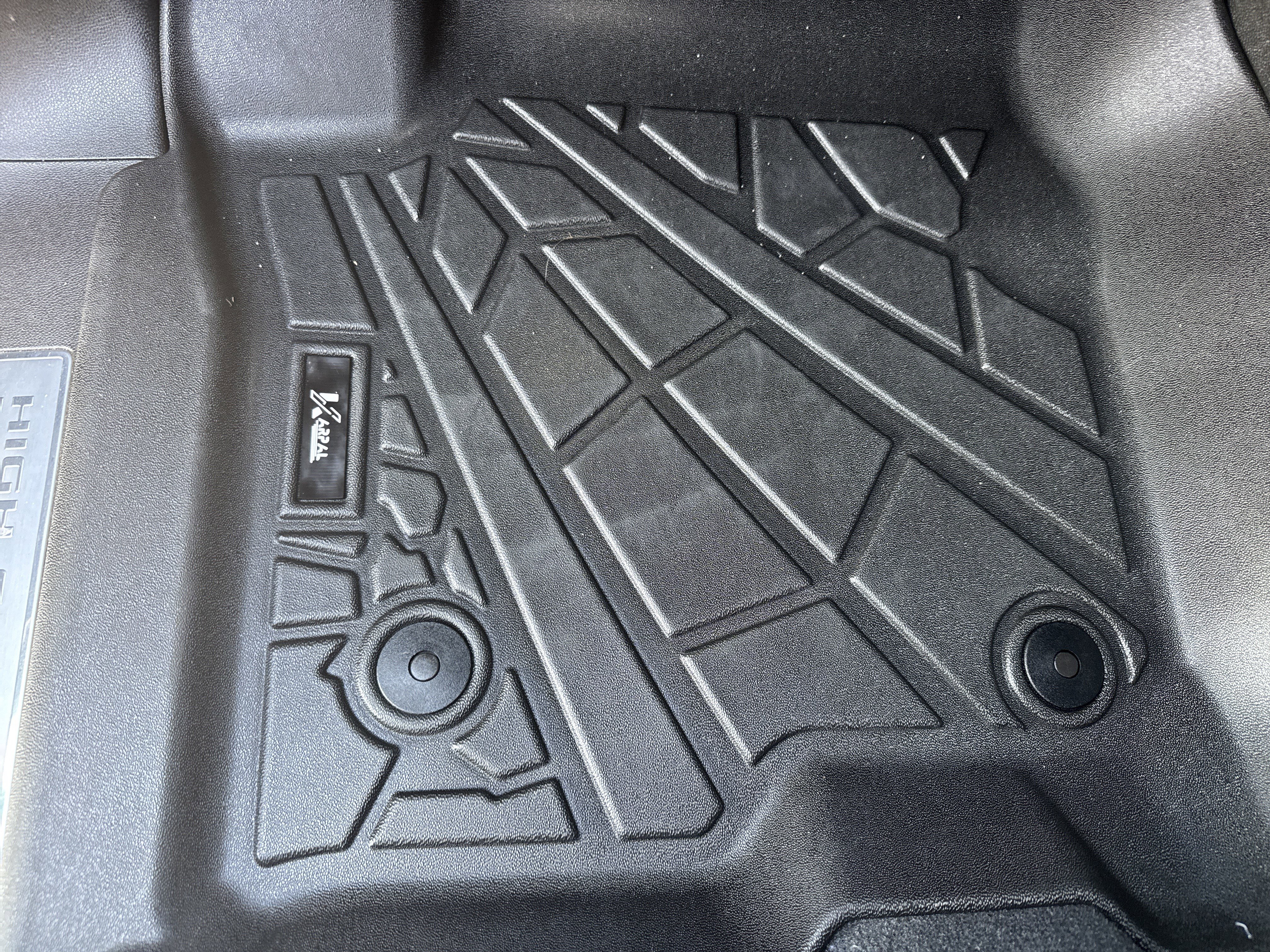 Used 2025 Chevrolet Suburban High Country w/ Sun And Tow Package image 17