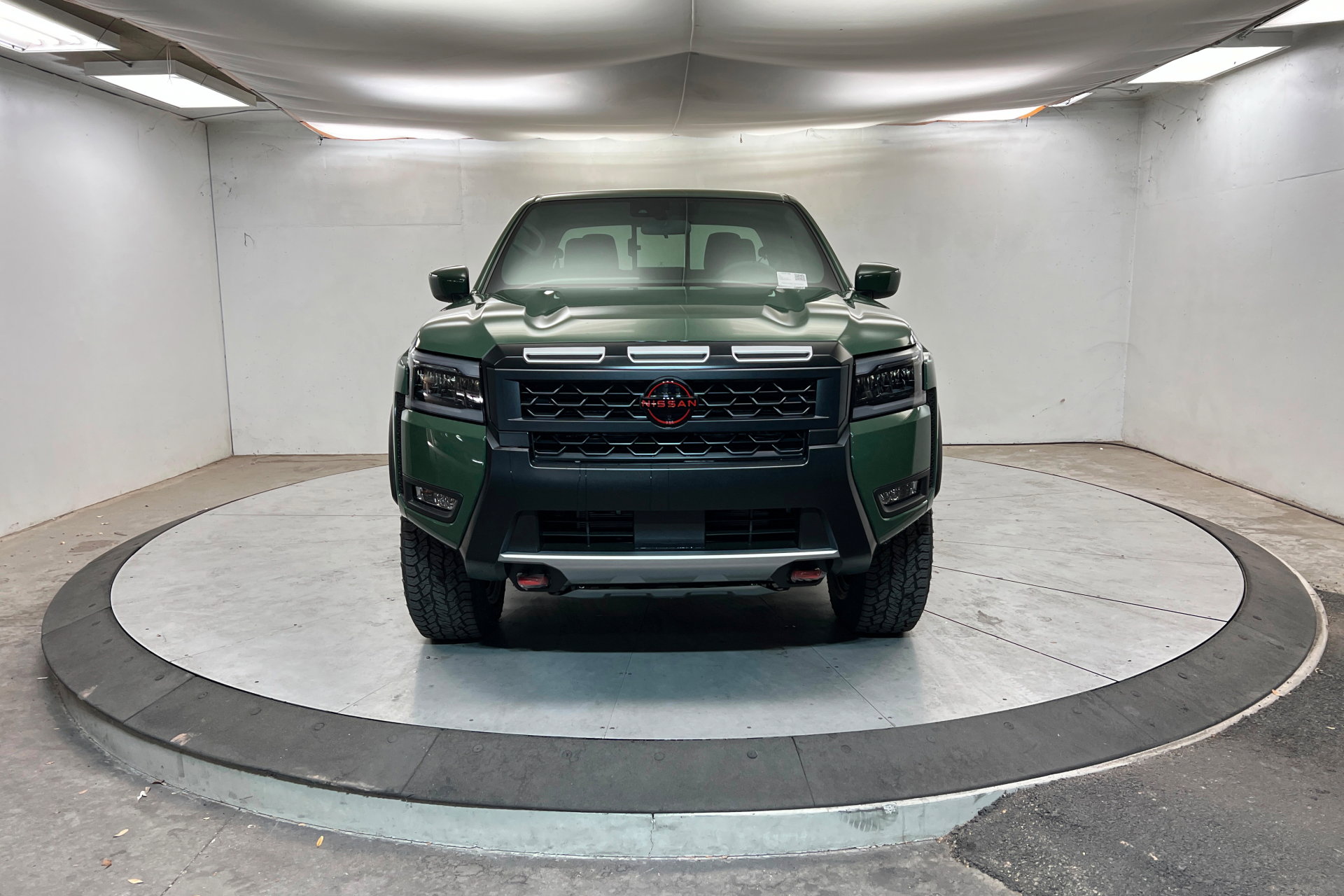 New 2026 Nissan Frontier PRO-4X w/ Tow Package image 8