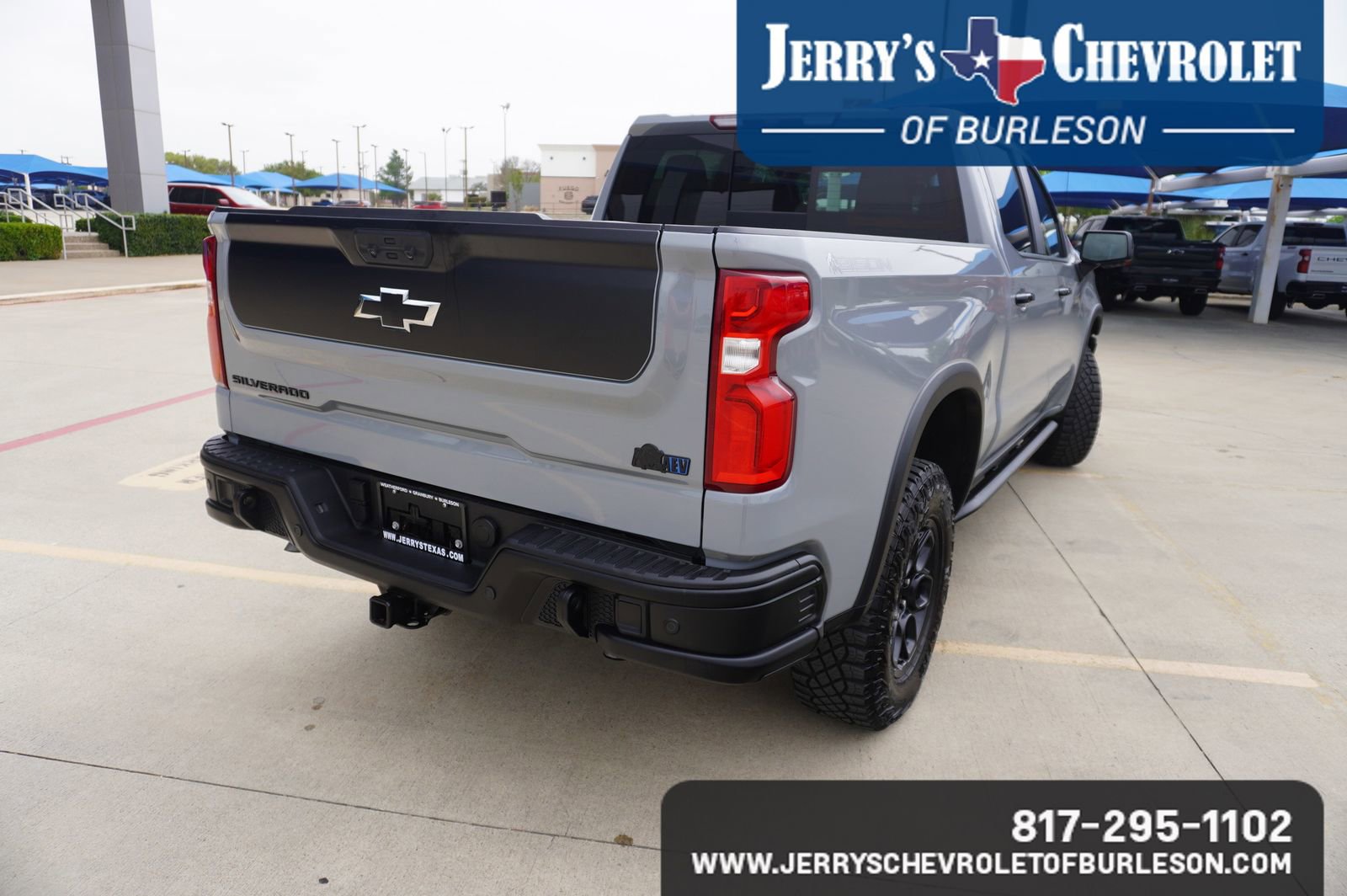 Used 2025 Chevrolet Silverado 1500 ZR2 w/ ZR2 Bison Edition AWD/4WD image 5