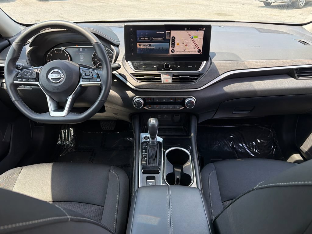 Used 2024 Nissan Altima 2.5 SV w/ SV Premium Package AWD/4WD image 8