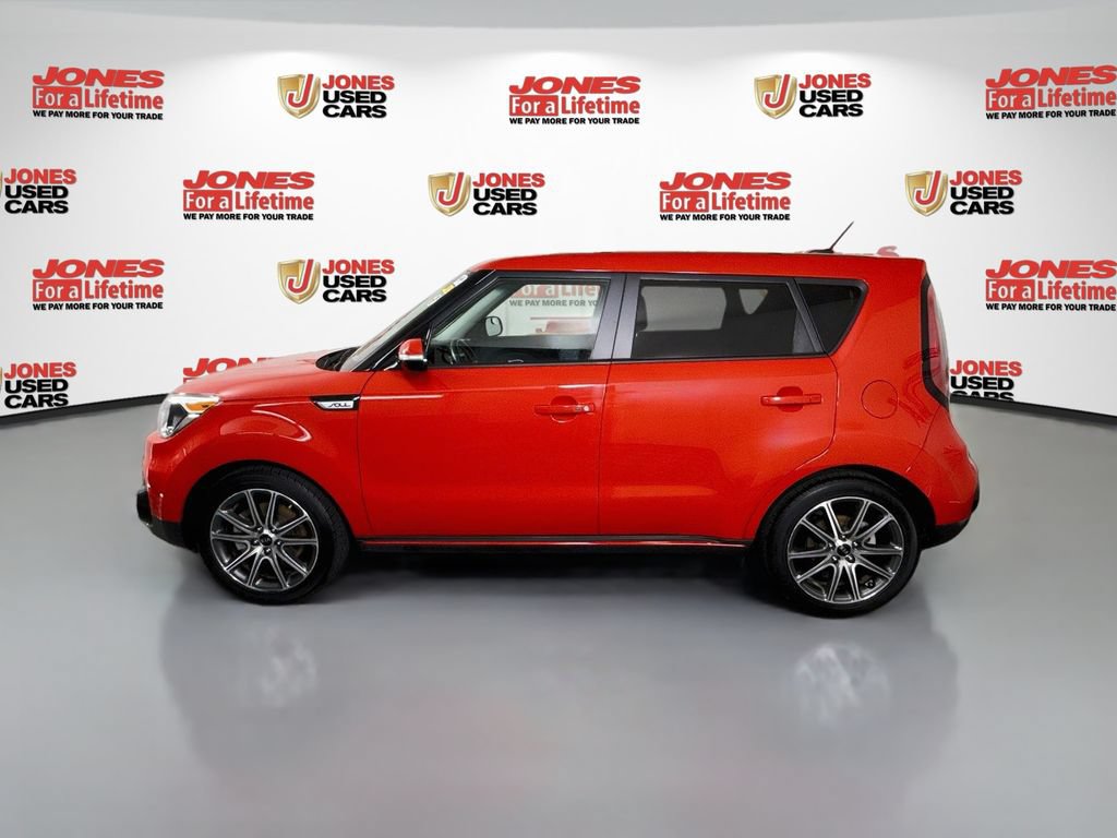 Used 2019 Kia Soul ! FWD image 12