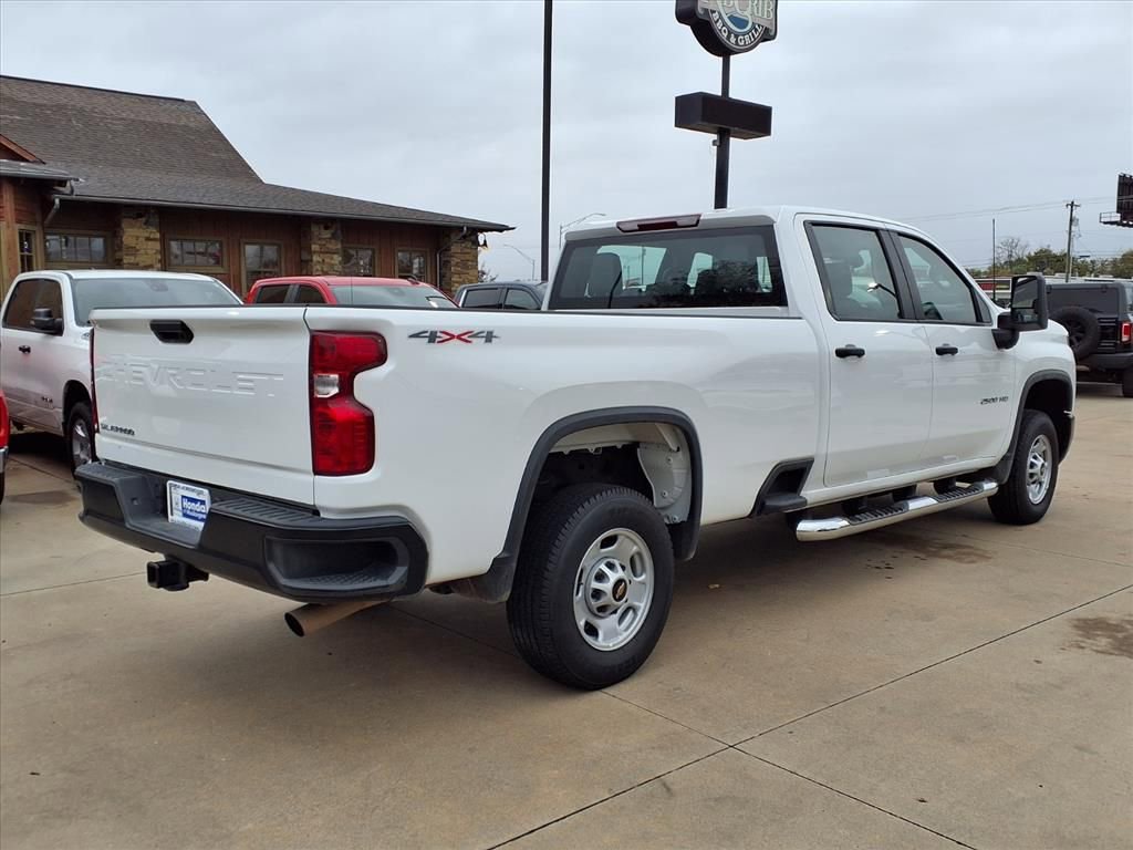 Used 2024 Chevrolet Silverado 2500 W/T image 2