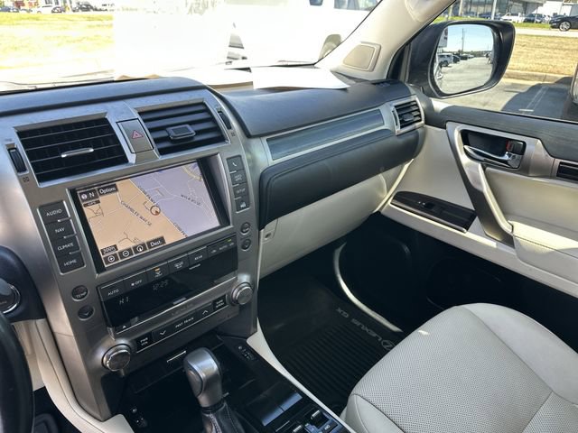 Used 2021 Lexus GX 460 Premium w/ Premium Package image 14