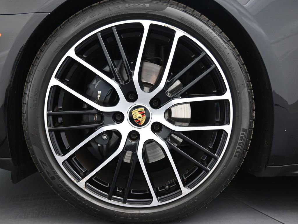 Used 2023 Porsche Panamera Platinum Edition image 34