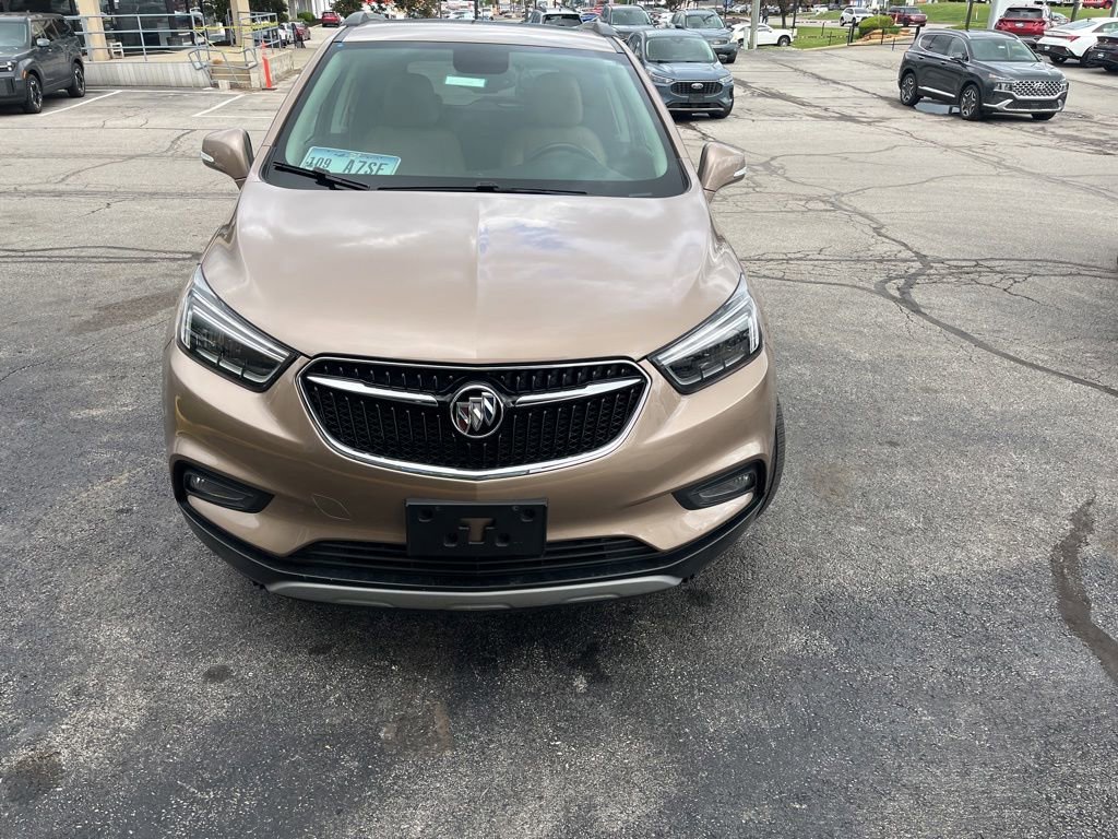 Used 2018 Buick Encore Essence w/ Experience Buick Package FWD image 8