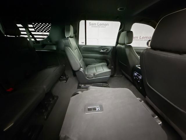 Used 2024 GMC Yukon XL SLT w/ SLT Luxury Package image 29