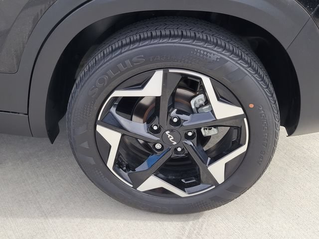Used 2025 Kia Seltos EX FWD image 18