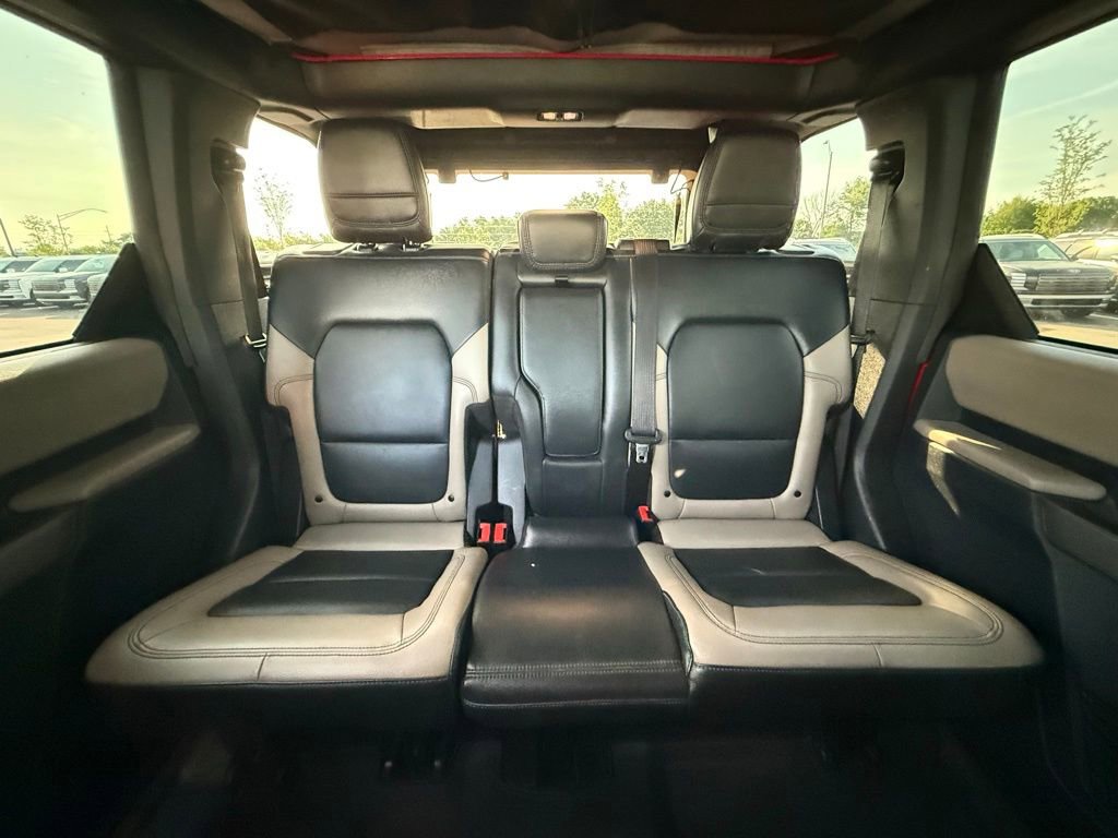 Used 2023 Ford Bronco Wildtrak AWD/4WD image 31