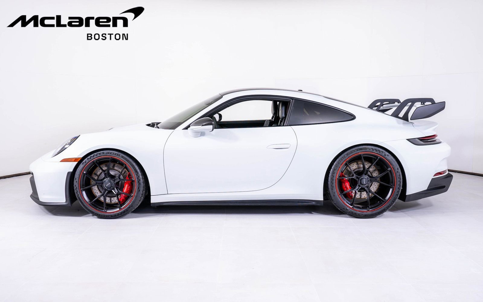 Used 2023 Porsche 911 GT3 image 2