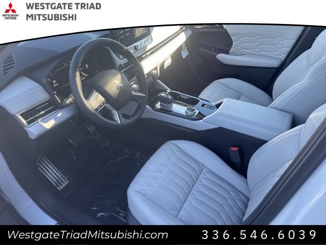 New 2026 Mitsubishi Outlander SEL FWD image 6