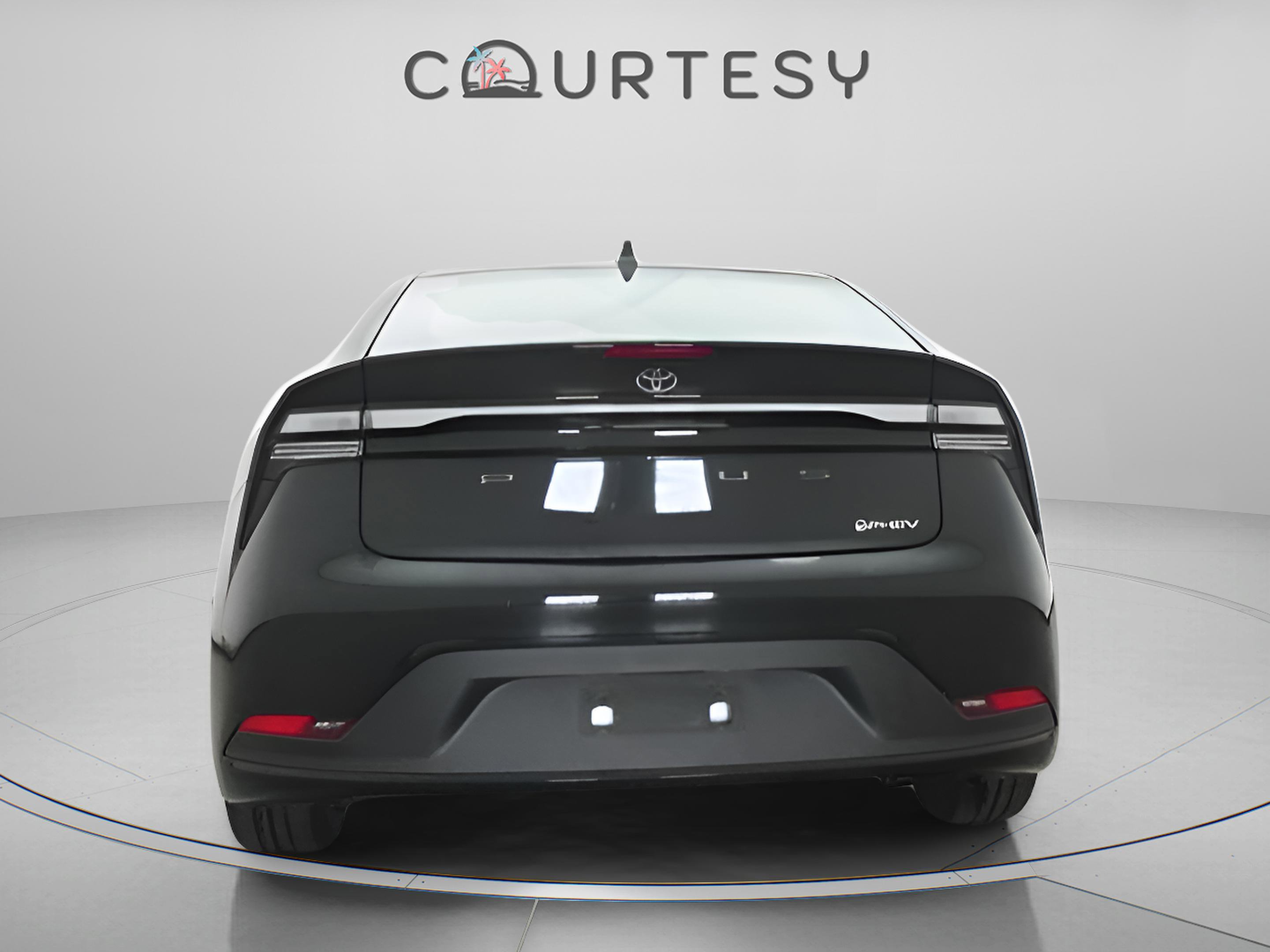 New 2025 Toyota Prius Plug-In Hybrid image 13