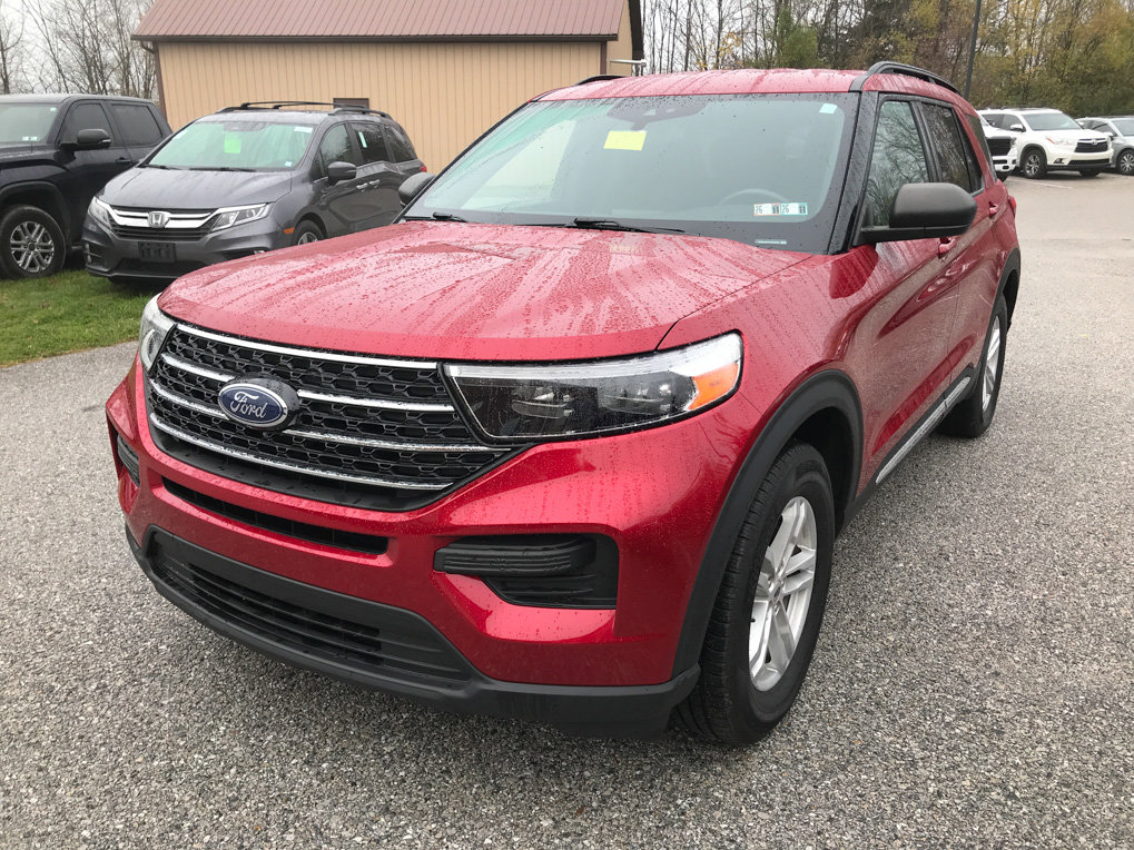 Used 2020 Ford Explorer XLT w/ Comfort Package image 4