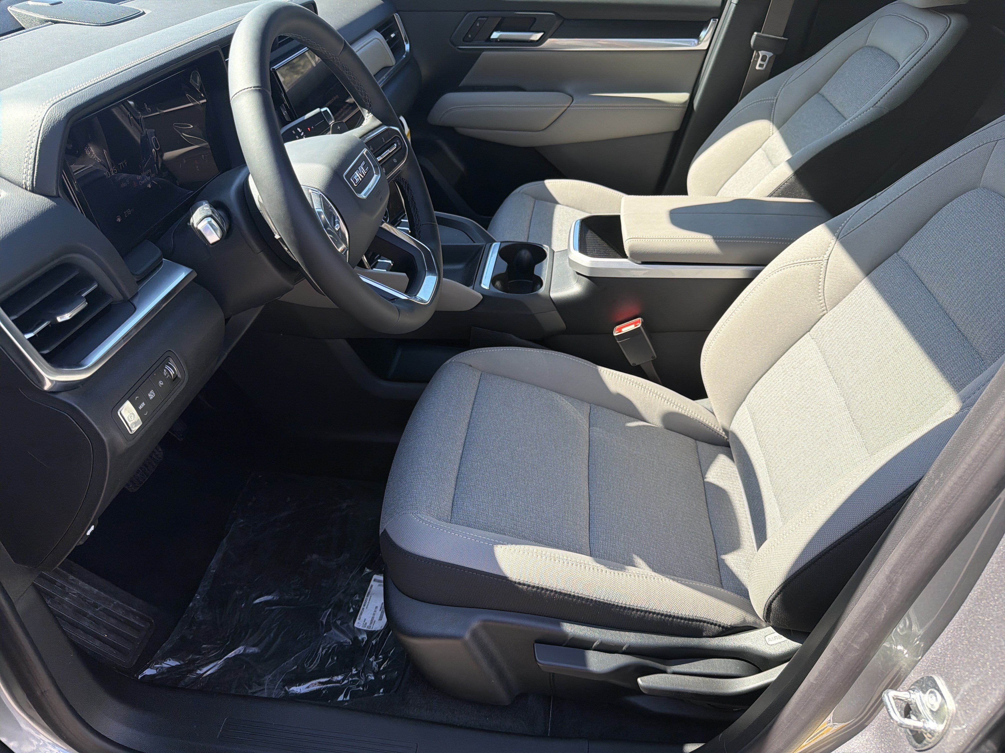 New 2026 GMC Terrain Elevation FWD image 11