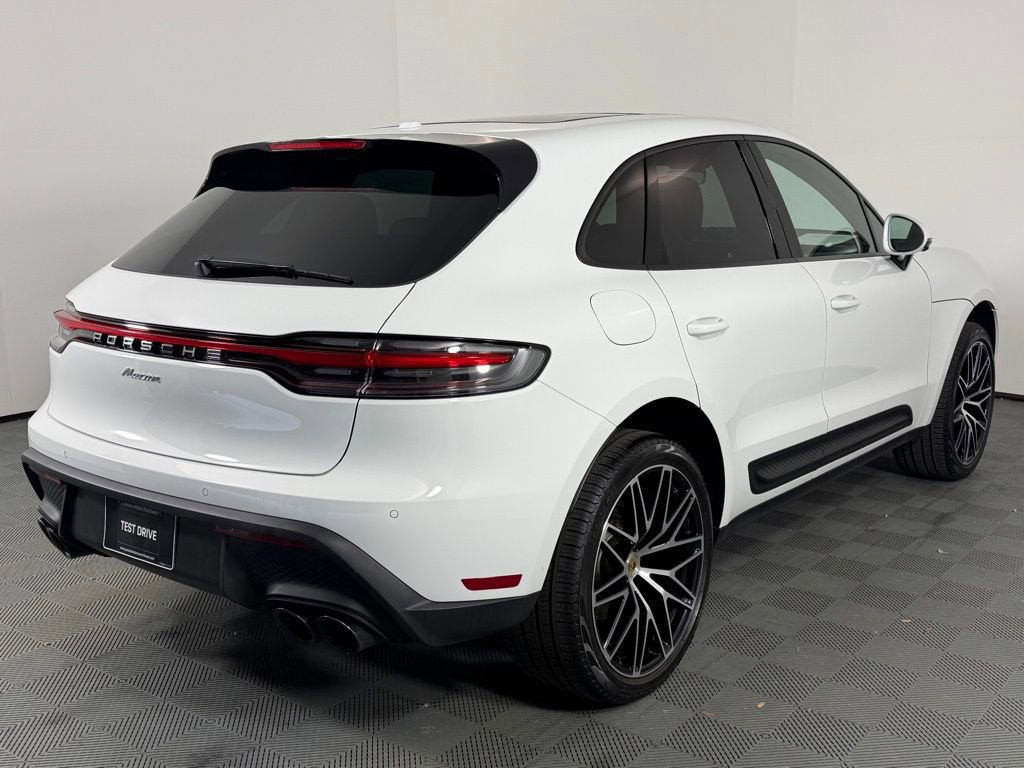Certified 2026 Porsche Macan Turbo image 7
