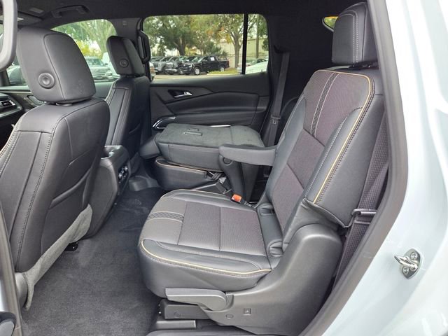 New 2026 Chevrolet Traverse High Country FWD image 17