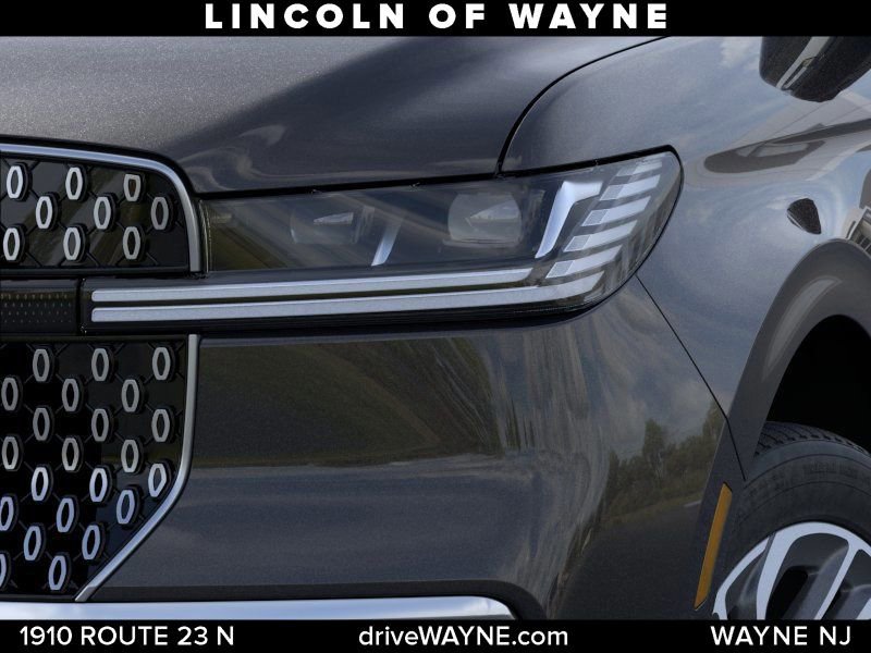New 2026 Lincoln Navigator Reserve AWD/4WD image 19