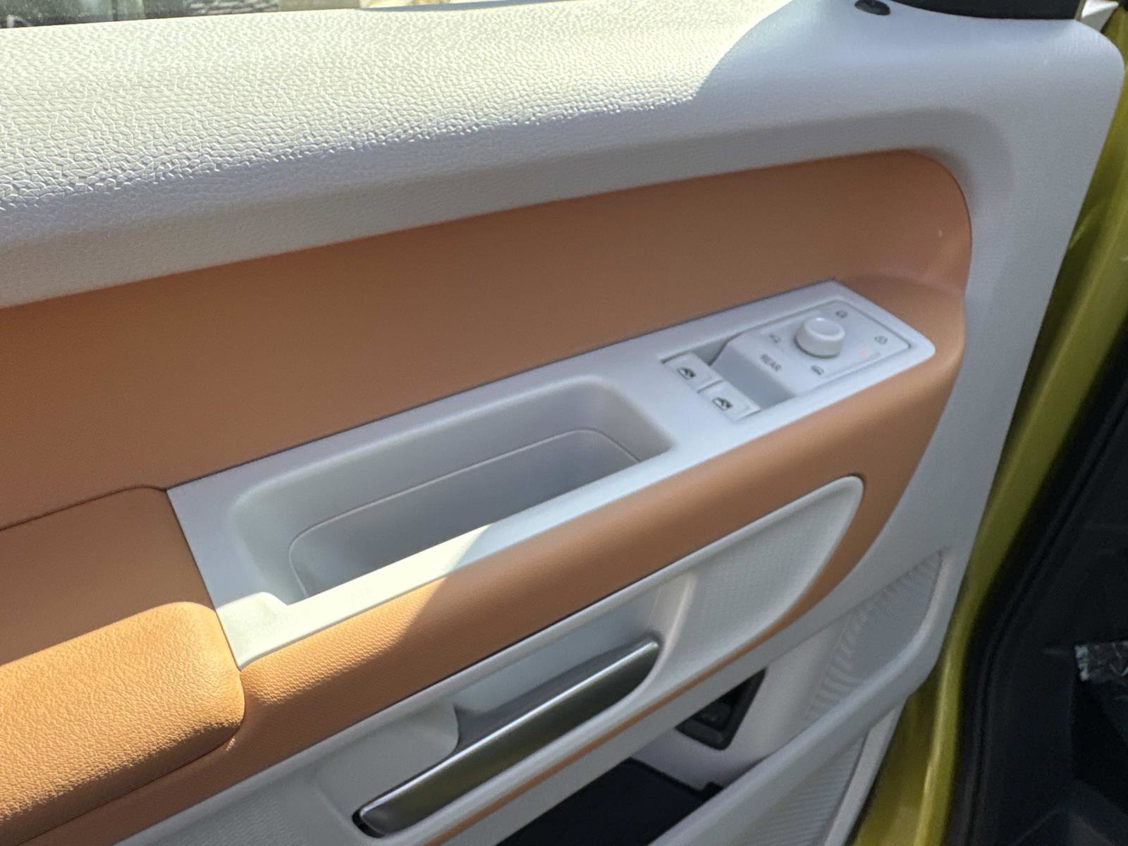 New 2025 Volkswagen ID. Buzz 1st Edition image 14