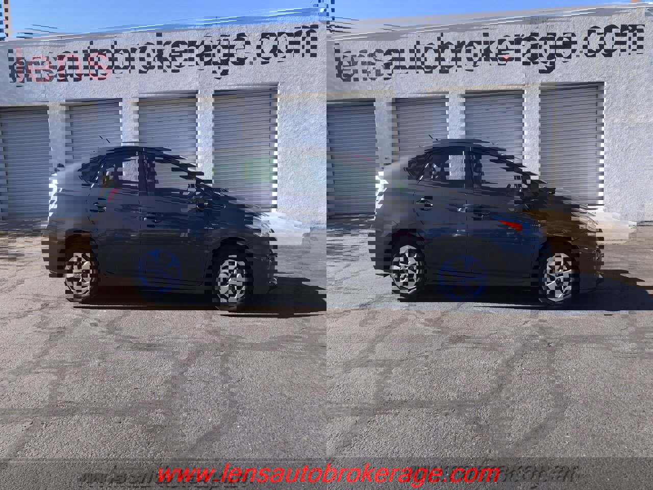 Used 2013 Toyota Prius Four image 1