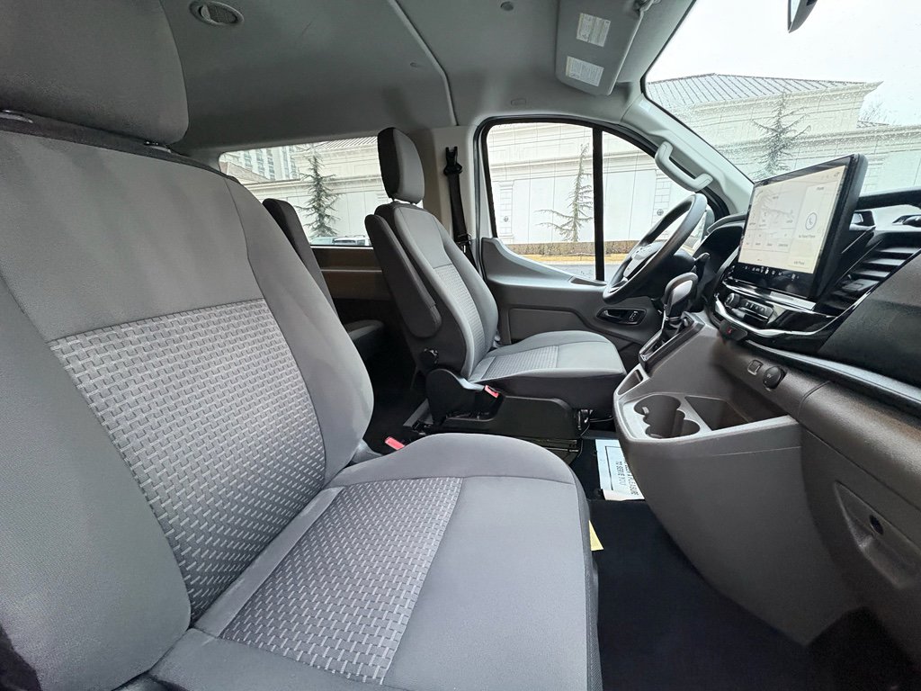 Used 2024 Ford Transit 350 XLT RWD image 34