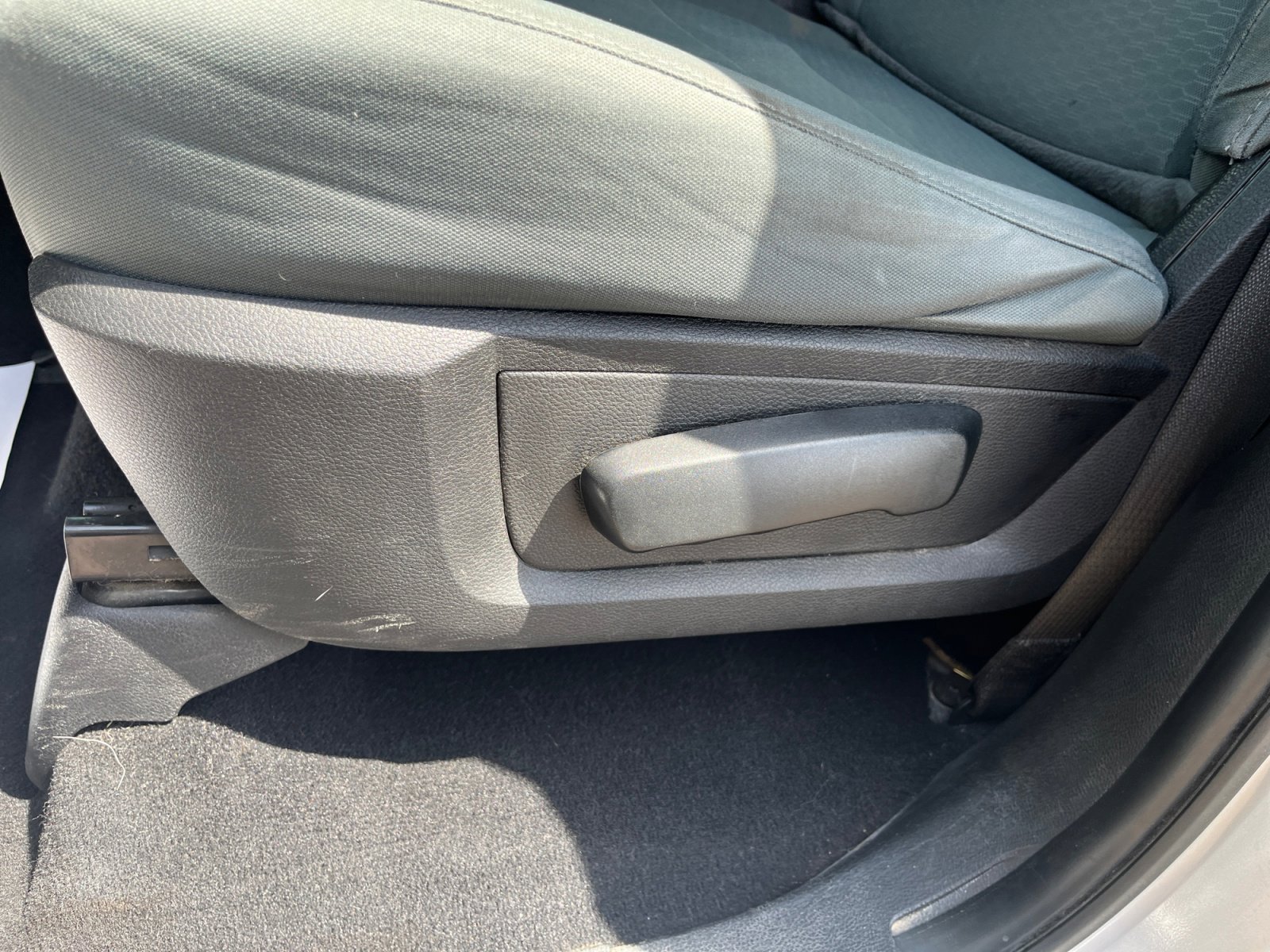 Used 2019 RAM 1500 Classic SLT image 15