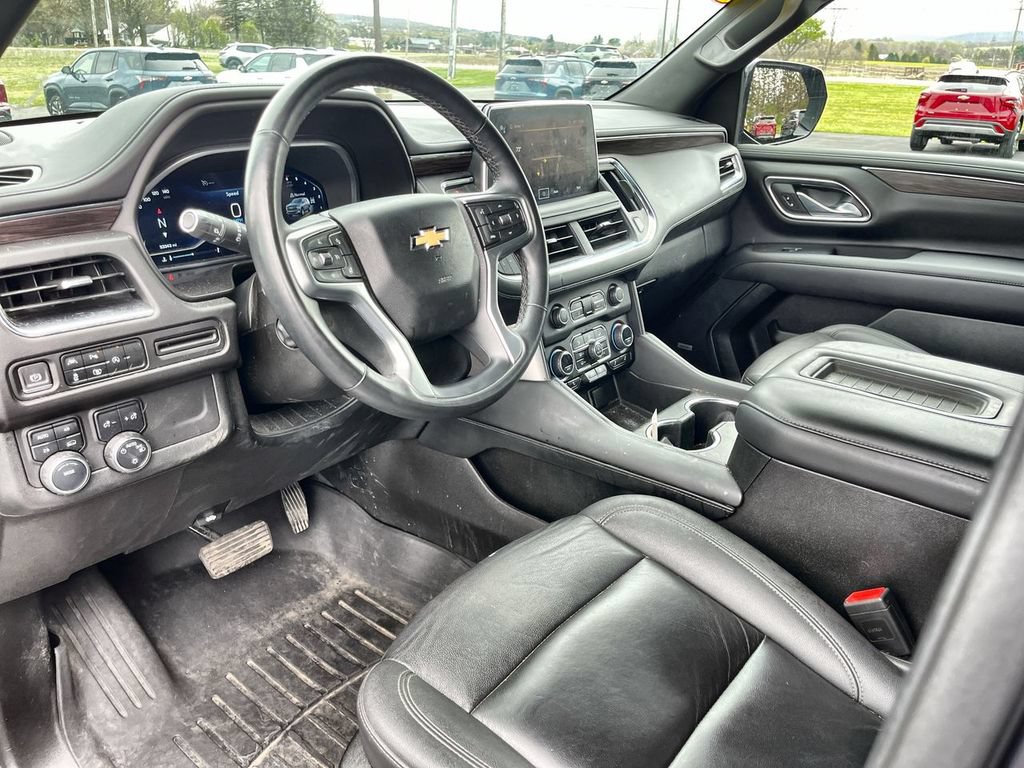 Used 2023 Chevrolet Tahoe LT w/ Luxury Package AWD/4WD image 10