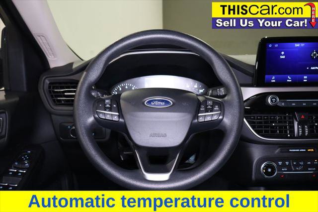 Used 2020 Ford Escape SE image 10