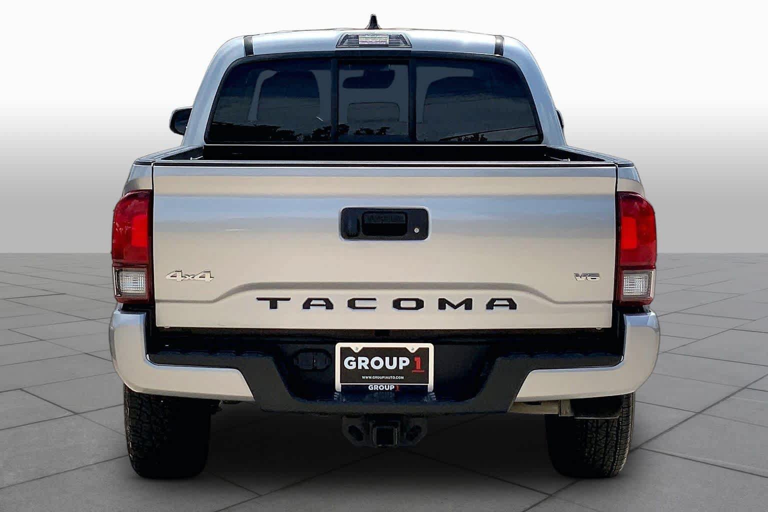 Used 2023 Toyota Tacoma SR AWD/4WD image 5