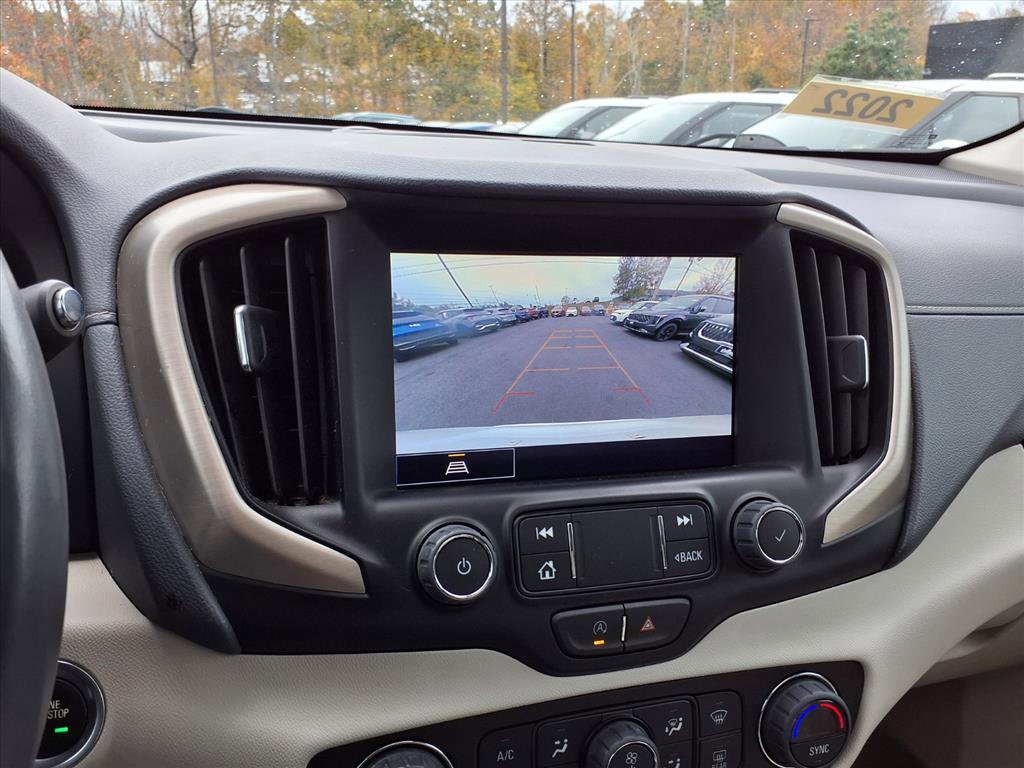 Used 2022 GMC Terrain Denali image 11