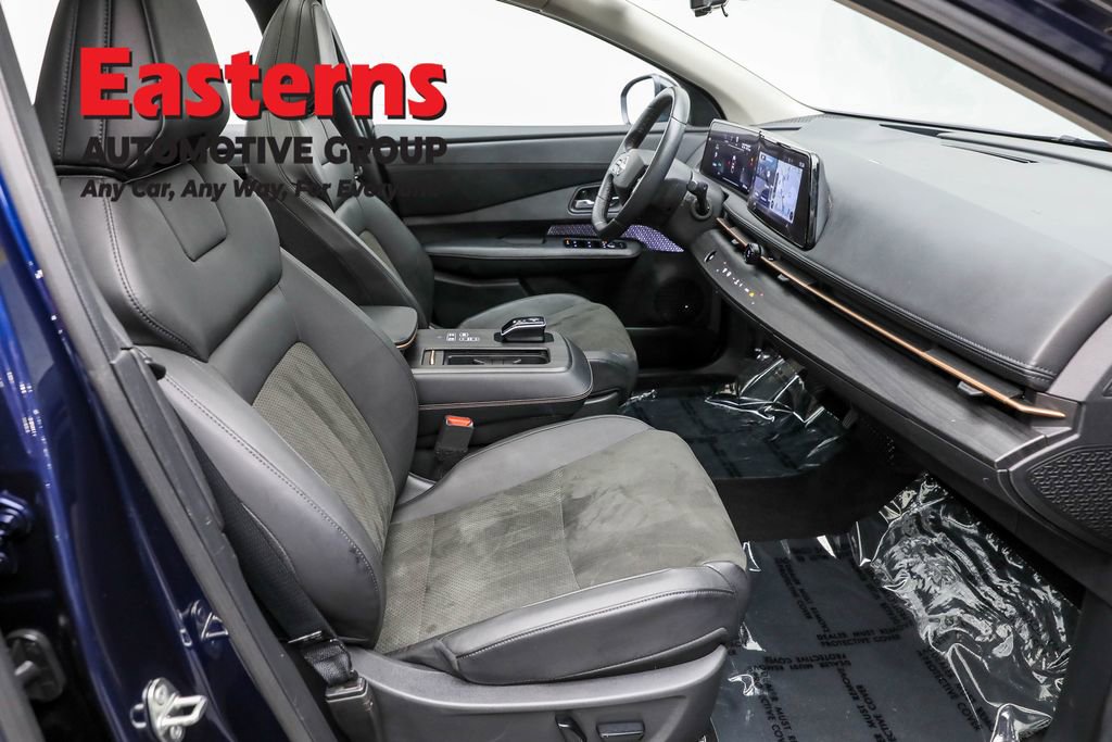 Used 2024 Nissan Ariya FWD image 26