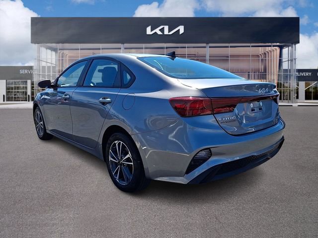 Used 2023 Kia Forte LXS image 4