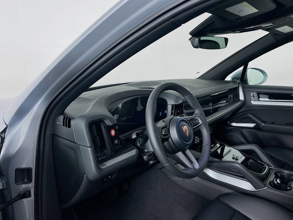 New 2026 Porsche Cayenne image 4